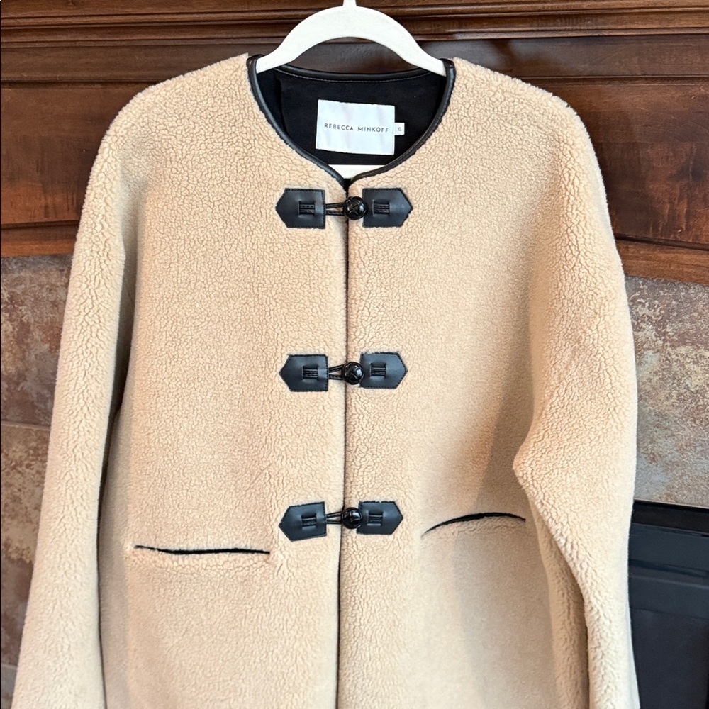 Rebecca Minkoff Tan Faux Shearling Toggle Jacket Oversized Chic Sophisticated XL - Picture 4 of 17
